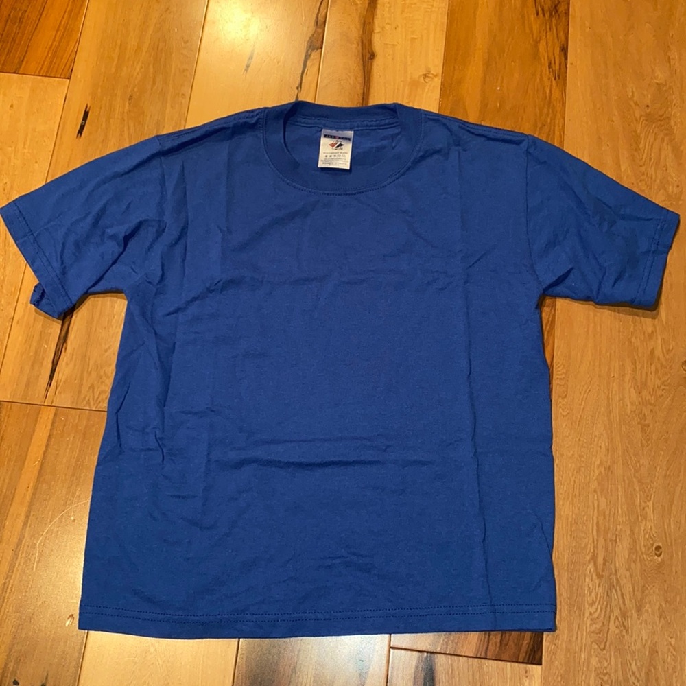 LIKE NEW~JERZEES BOYS MEDIUM BLUE T-SHIRT